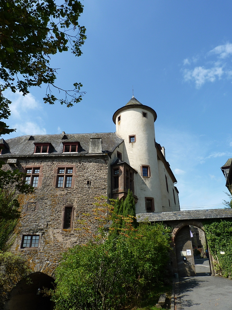 Burg Neuerburg